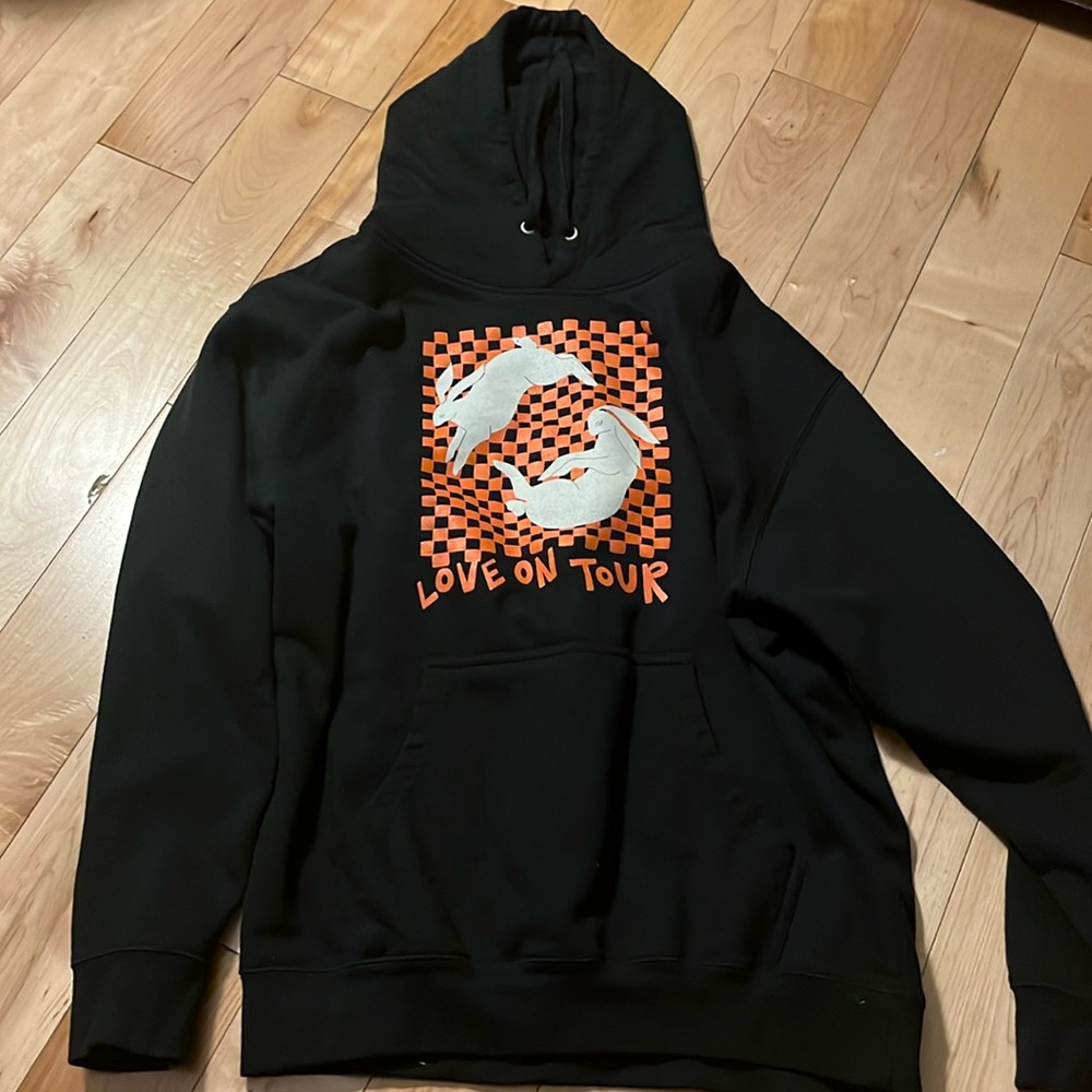 OFFICIAL harry styles LOVE ON TOUR hoodie with rabbit logo